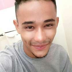 Bronudmi's Chat & Dating Profile