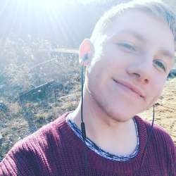 Cameronmc04's Chat & Dating Profile