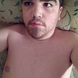 Collegeguy26's Chat & Dating Profile
