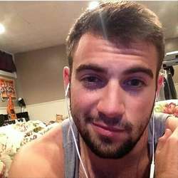 Curtis1122's Chat & Dating Profile