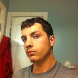 CuteGuy1632's Chat & Dating Profile