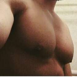 Iskandarsyah's Chat & Dating Profile