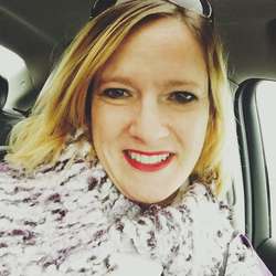 JenBlackDress's Chat & Dating Profile