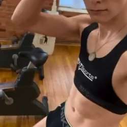 JoshFelone's Chat & Dating Profile