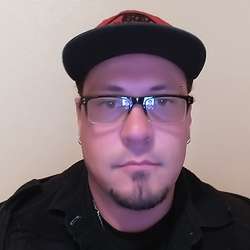 LTNTWNKLVR69's Chat & Dating Profile