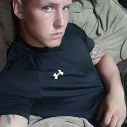 Neil1742's Chat & Dating Profile