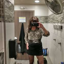 Nikkii's Chat & Dating Profile