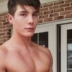 PouchFever's Chat & Dating Profile
