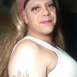 Rikki469's Chat & Dating Profile