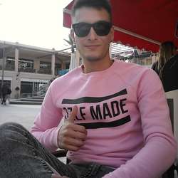 Scort2013's Chat & Dating Profile