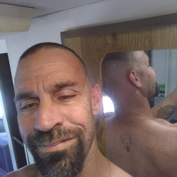 Silvare's Chat & Dating Profile