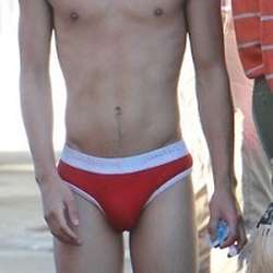 SkinnyDipper18x's Chat & Dating Profile