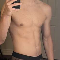 TobyMoore's Chat & Dating Profile