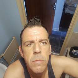 hottydave1971rav's Chat & Dating Profile