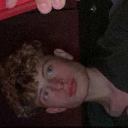 leonb101's Chat & Dating Profile