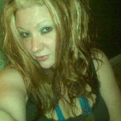 mollie32's Chat & Dating Profile