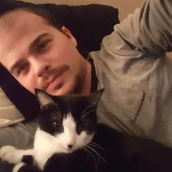 redrobby87's Chat & Dating Profile