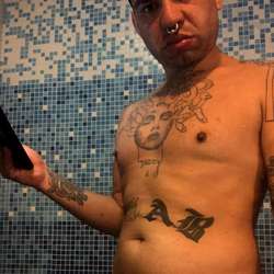 sleveslut's Chat & Dating Profile