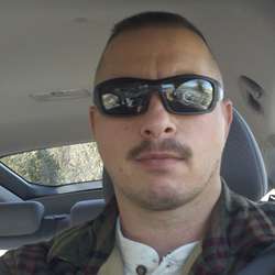 zmuscles's Chat & Dating Profile